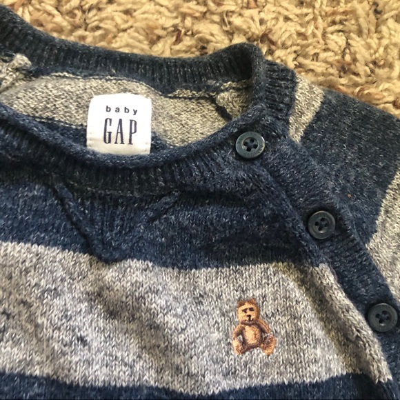 Adorable GAP Kids outfit, 6-12M - Picture 3 of 6